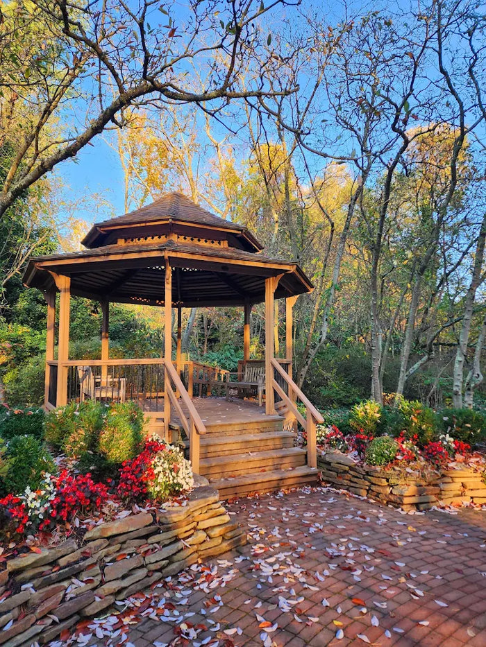Sayen House and Gardens